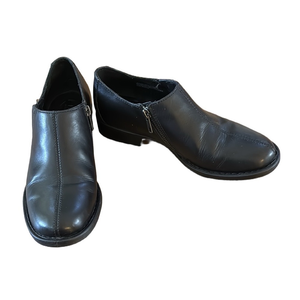 Born Leather Zippered Loafers, 8M, Black